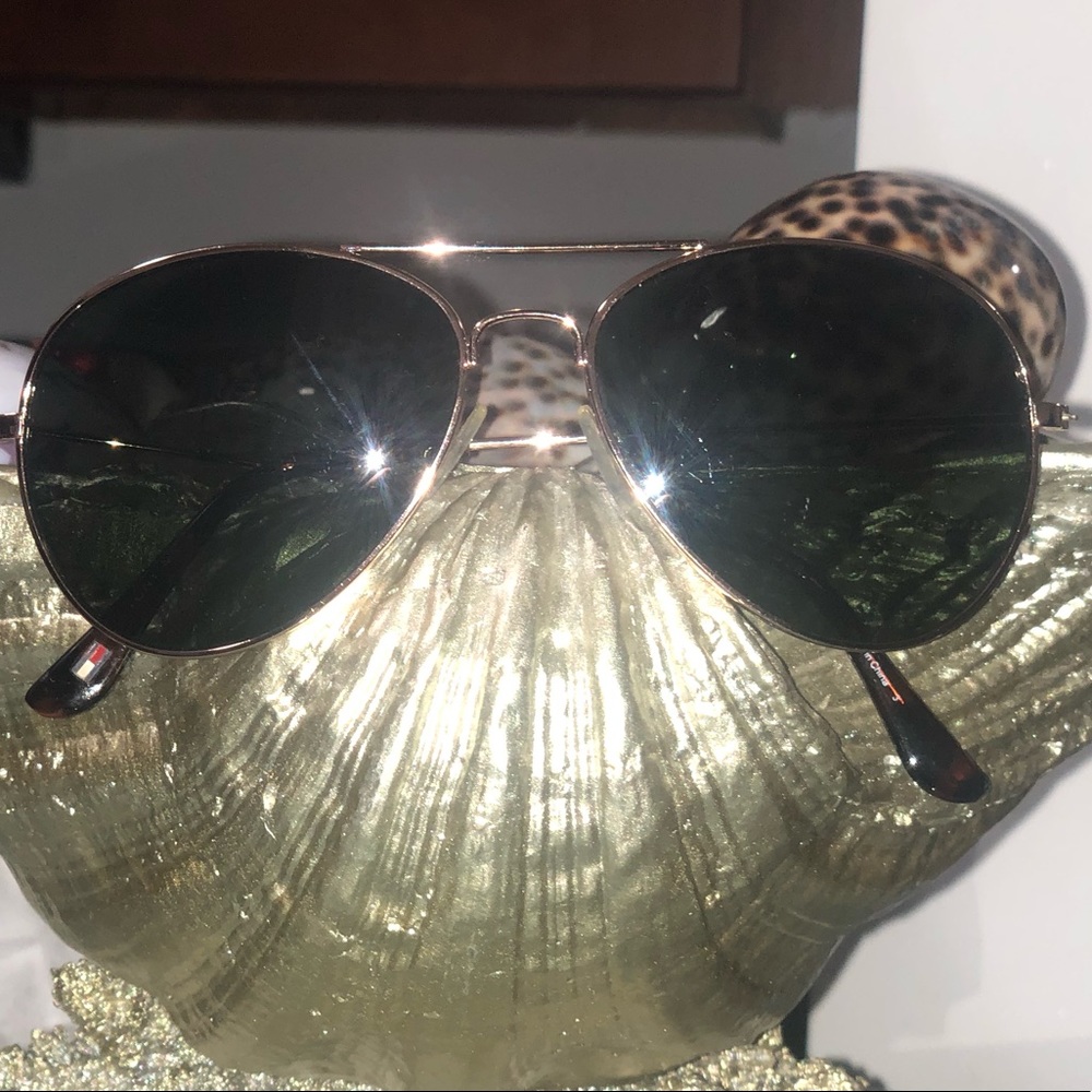 Tommy Hilfiger Aviators